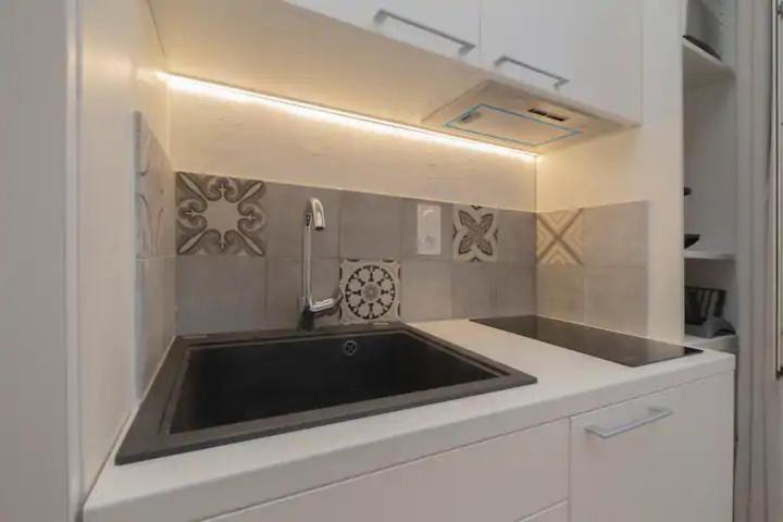 Design Suite Vieux Port Appartement Tout Equipe Climatise มาร์กเซย ภายนอก รูปภาพ