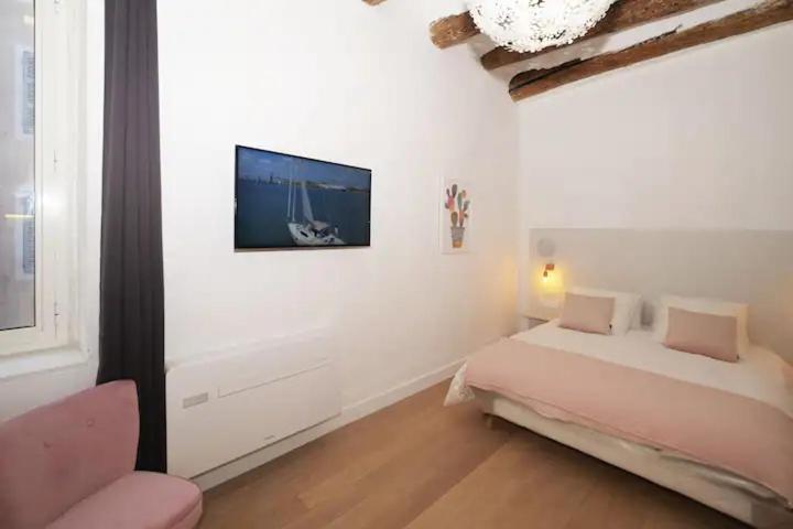 Design Suite Vieux Port Appartement Tout Equipe Climatise มาร์กเซย ภายนอก รูปภาพ